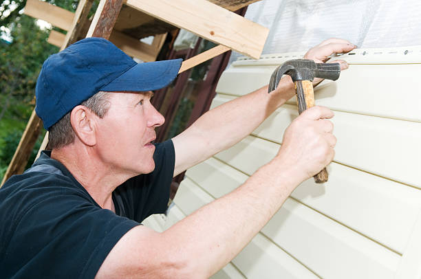 How To Choose The Right Materials for Your Siding Installation in 'Woodville, CA